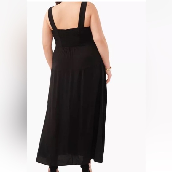 Vince Camuto Smocked Back Challis Tiered Maxi Dress - Black  Plus Size 1X New - Picture 3 of 15